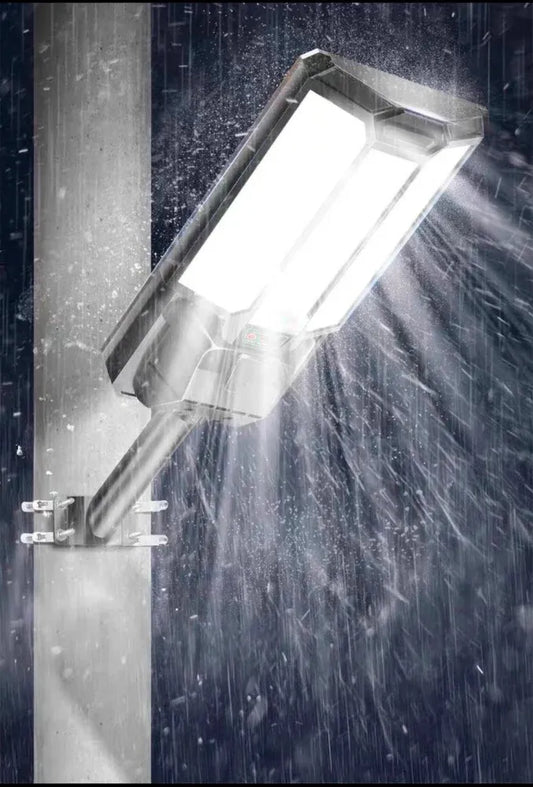 Foco Solar Led Exterior 800w C/ Soporte, Control Y Sensor