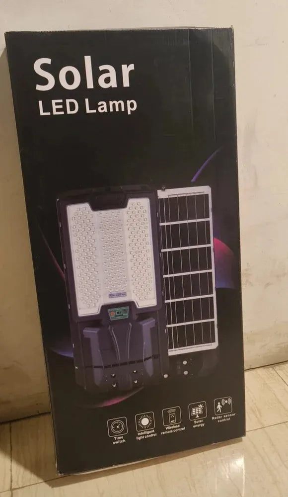 Foco Solar Led Exterior 800w C/ Soporte, Control Y Sensor