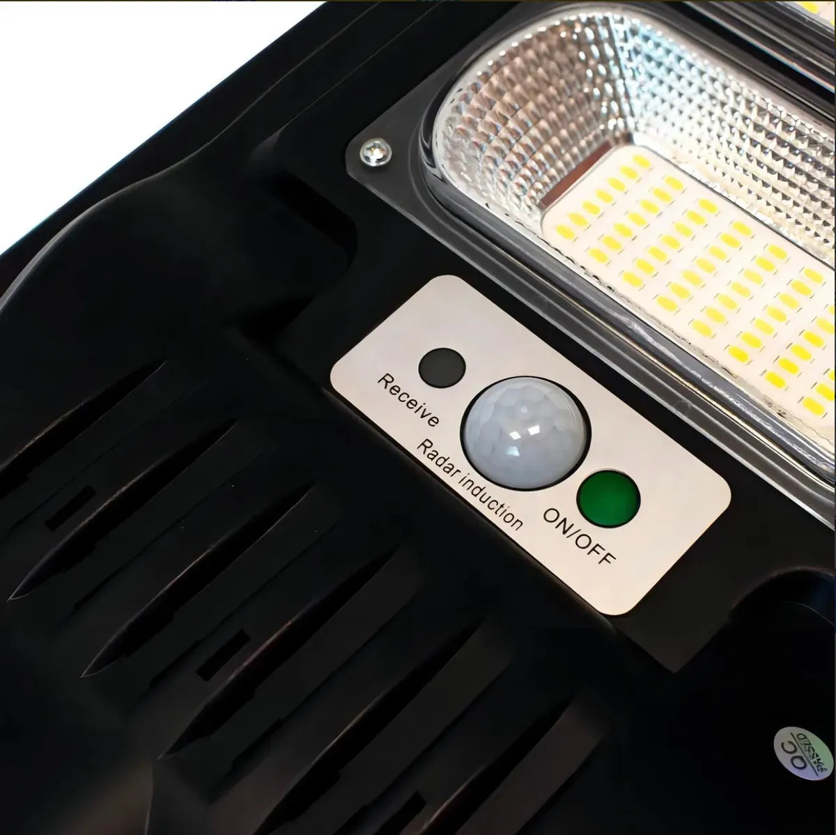 Foco Solar Exterior 500w C/ Sensor Y Control + Brazo Metal