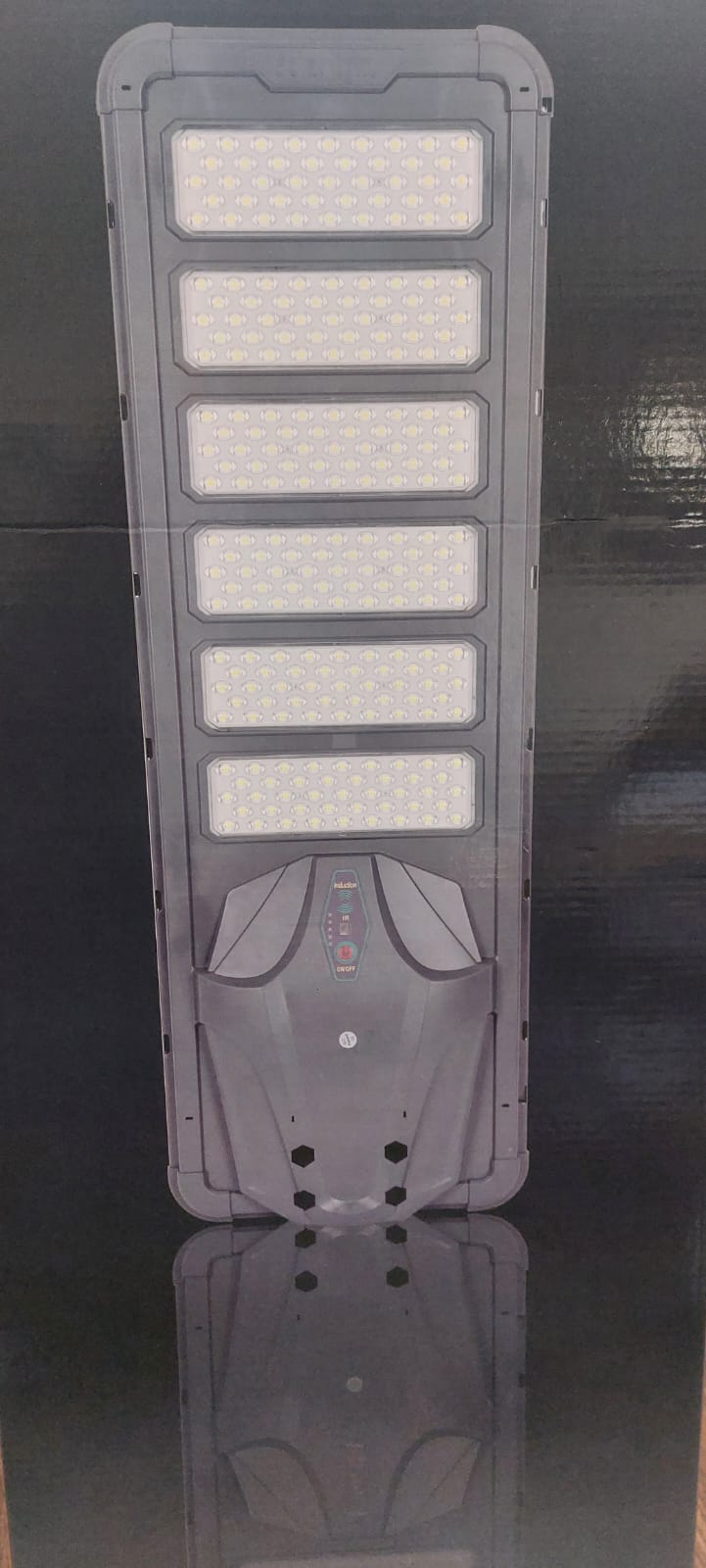 Foco Solar Led 500w C Sensor Control + Brazo Luz Fria