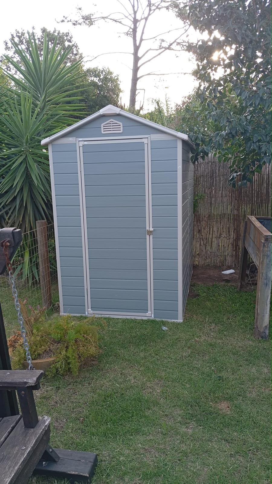 Galpón Cobertizo De Jardín 2.5m2 Polipropileno Con Piso